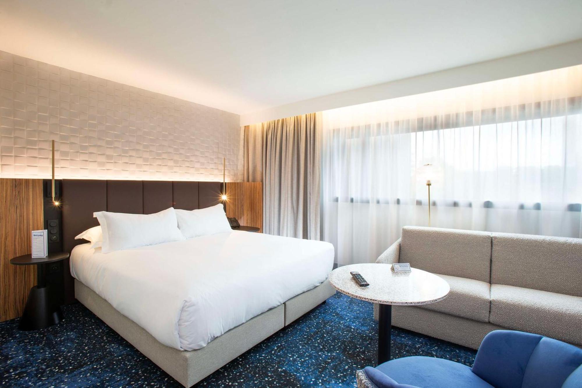 Отель Hilton Лилль Экстерьер фото